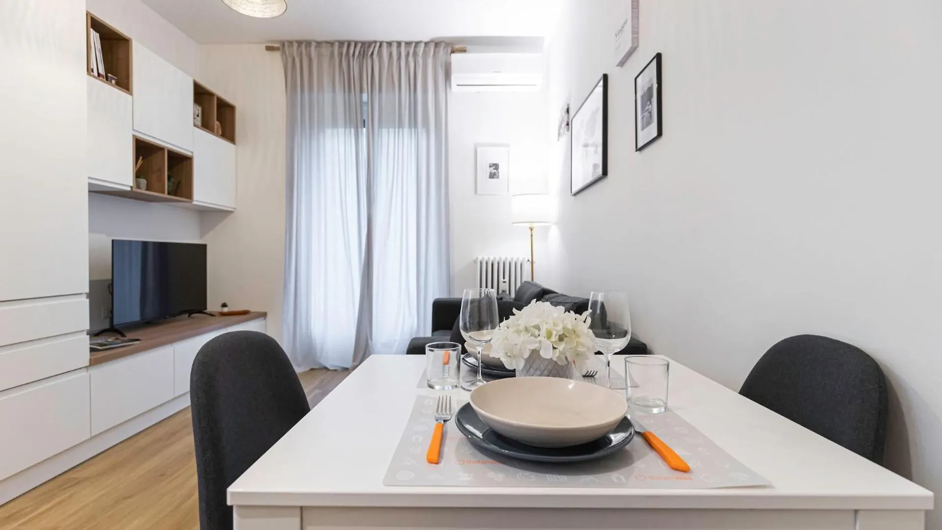 Oasi Di Relax Con Balcone 5 Min Dalla Metro Milan