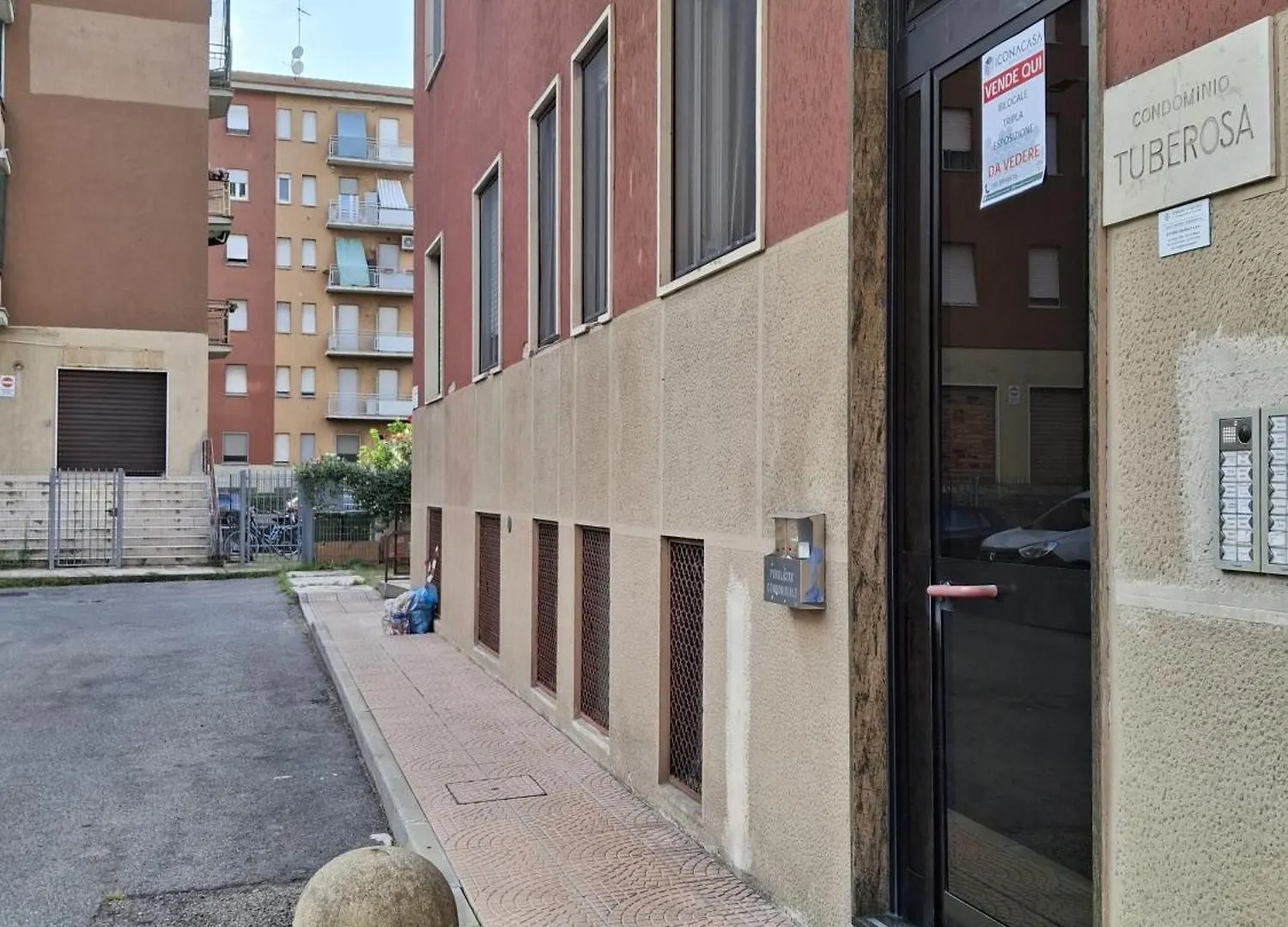 Oasi Di Relax Con Balcone 5 Min Dalla Metro Milan Italy