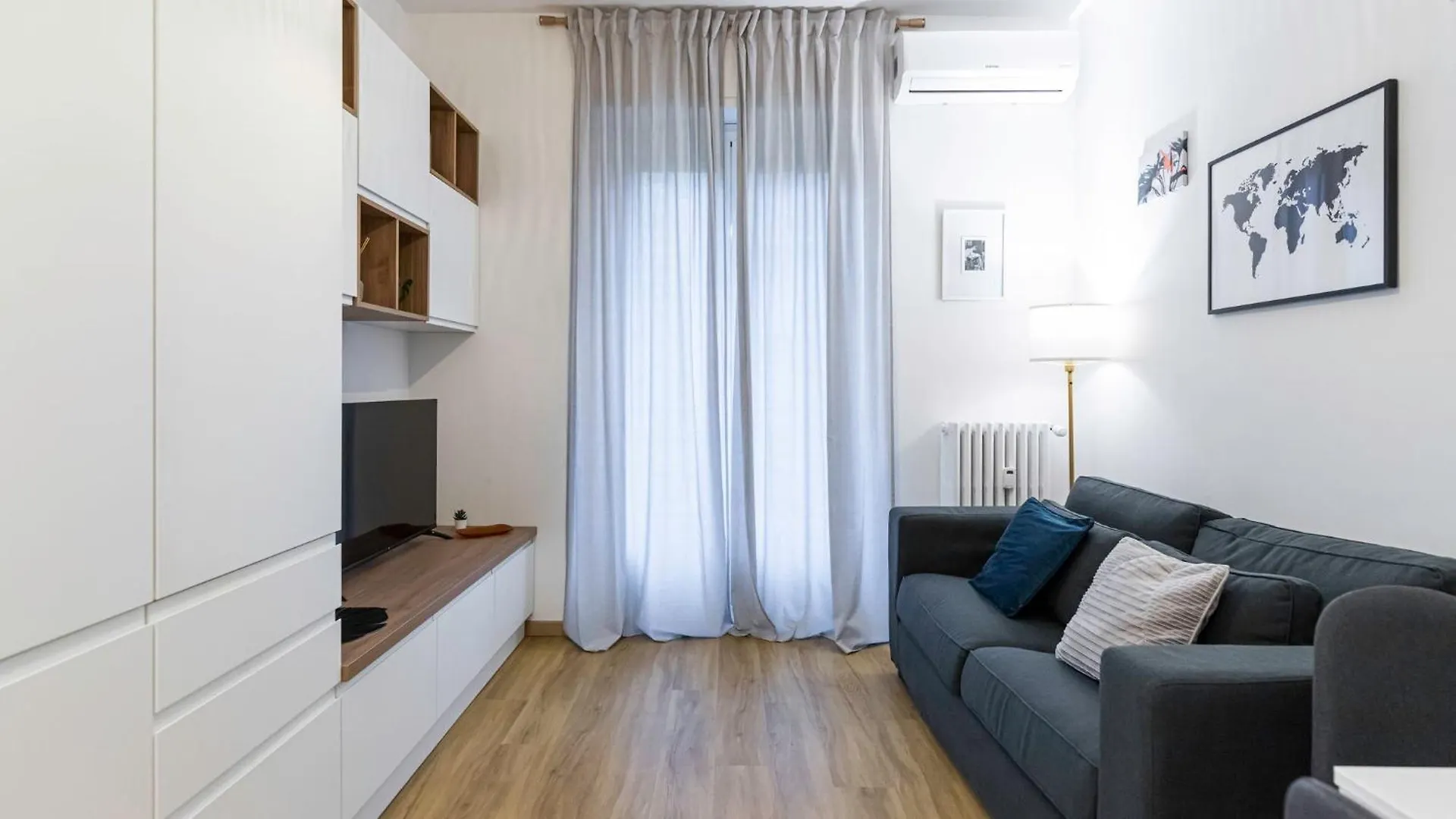 Oasi Di Relax Con Balcone 5 Min Dalla Metro Milan Italy